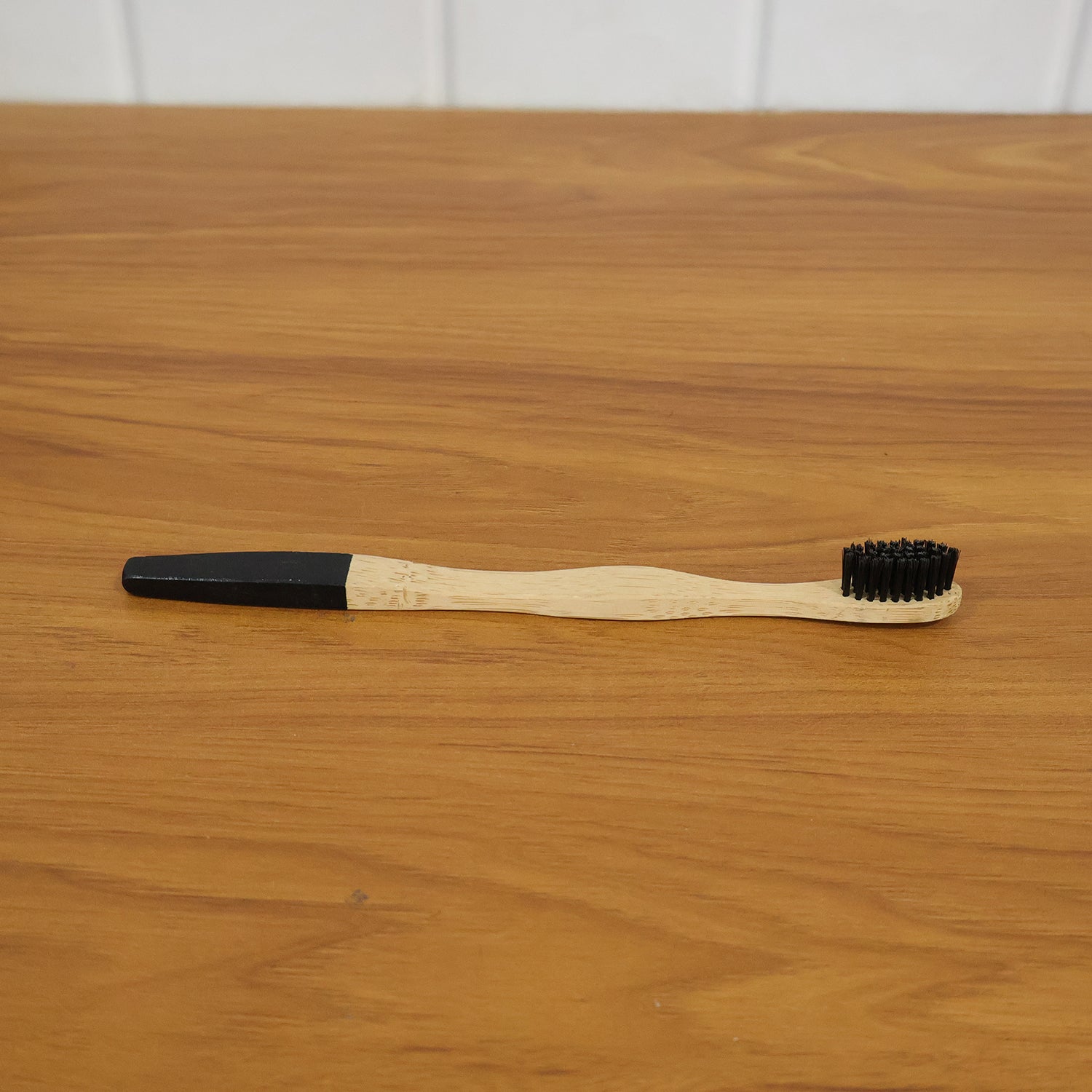 Natural Bamboo Toothbrush With Soft Charcoal Bristles (1 Pc)